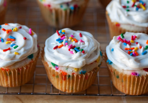 Delicious Vegetarian Cupcakes and Cookies